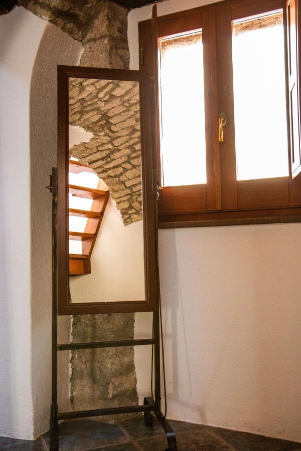 S'Ammentu House Hotel Bosa Ngoại thất bức ảnh