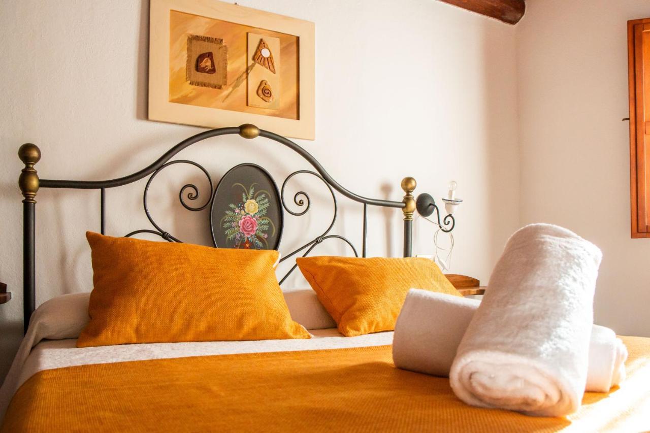 S'Ammentu House Hotel Bosa Ngoại thất bức ảnh